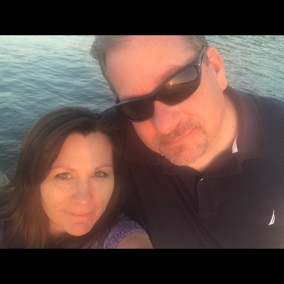 Meet your Posher, Lisa - Picture 1 of 1